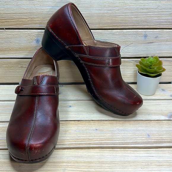 Dansko Burgundy Solstice Cordovan Clogs Size 41 - Picture 1 of 11
